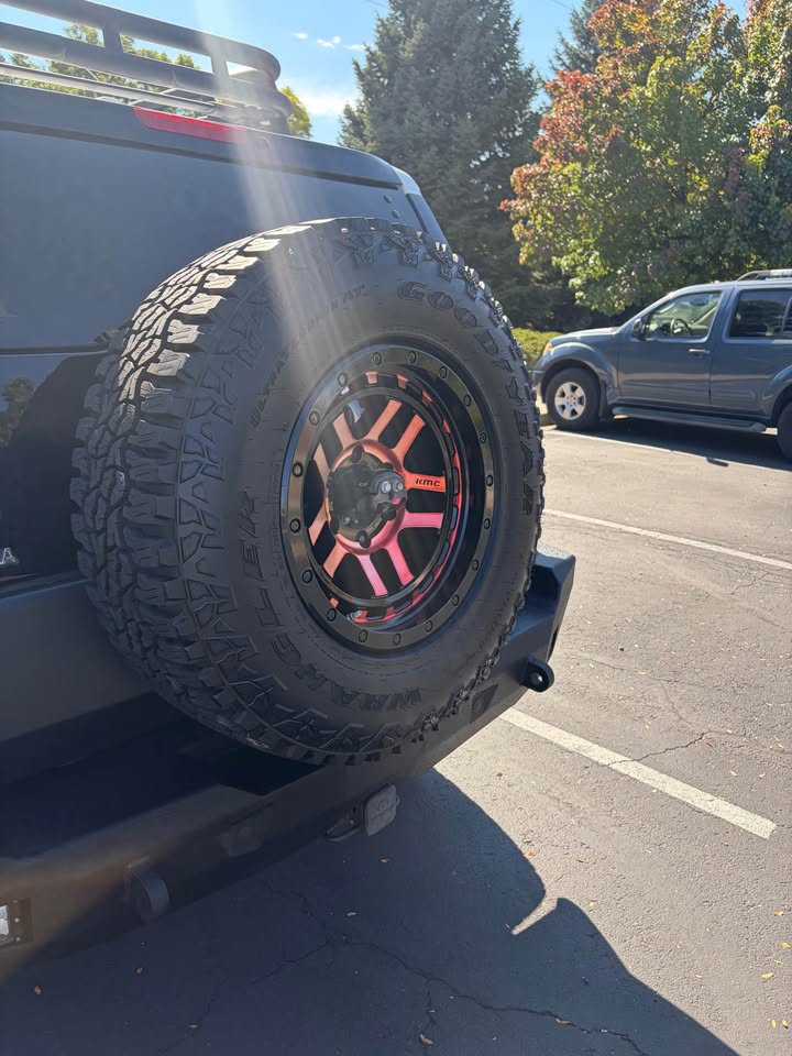 2013 Toyota FJ Cruiser · Sport Utility 2D in Fort Collins, CO (photo 8) — photo 8
