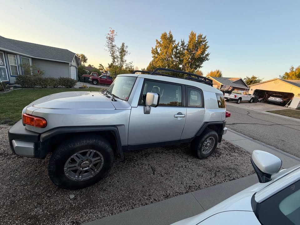 2008 Toyota FJ Cruiser · Sport Utility 2D in Meridian, ID (photo 8) — photo 8