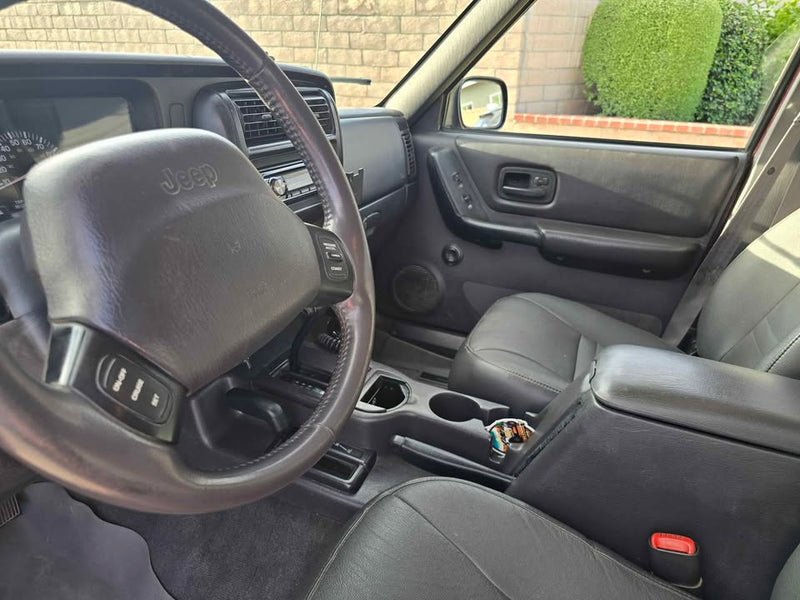 2000 Jeep Cherokee · Sport SUV 4D in Buena Park, CA (photo 8) — photo 8