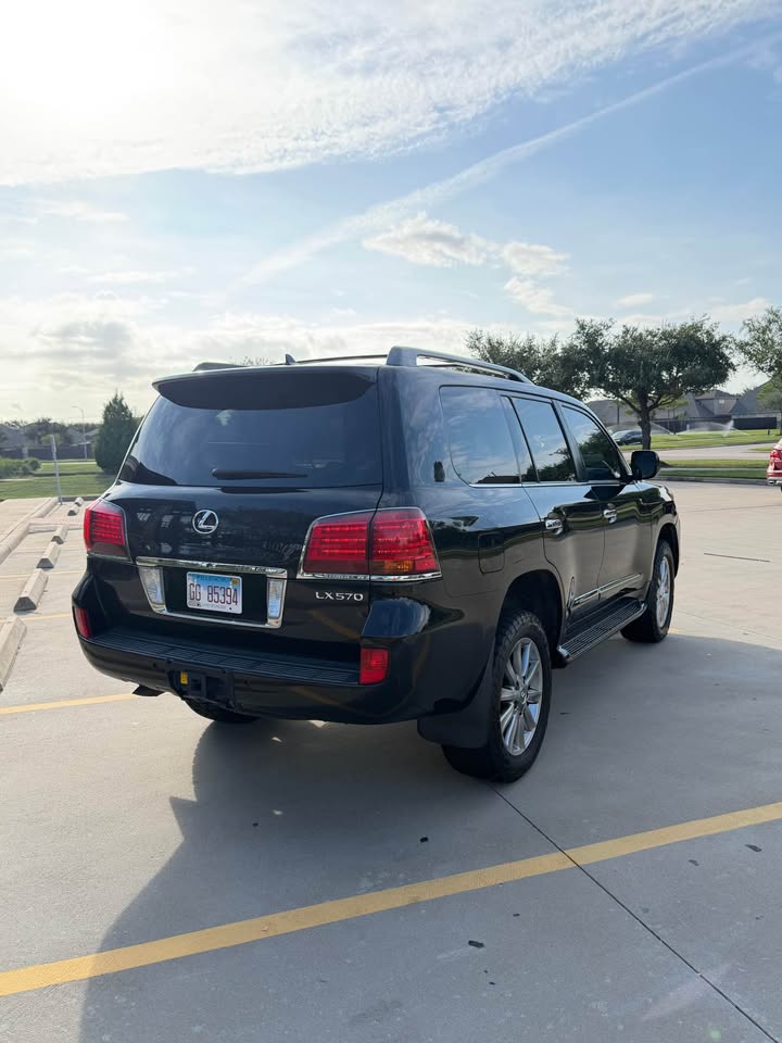 2011 Lexus LX · LX 570 Sport Utility 4D in Katy, TX (photo 8) — photo 8