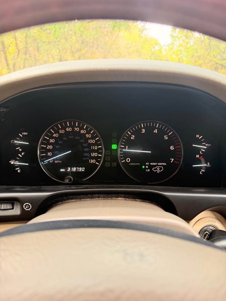 2003 Lexus LX · LX 470 Sport Utility 4D in Austin, TX (photo 8) — photo 8