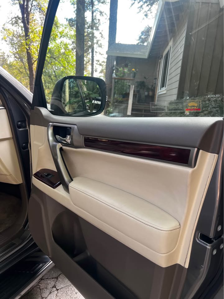 2010 Lexus GX · GX 460 Sport Utility 4D in Grass Valley, CA (photo 8) — photo 8