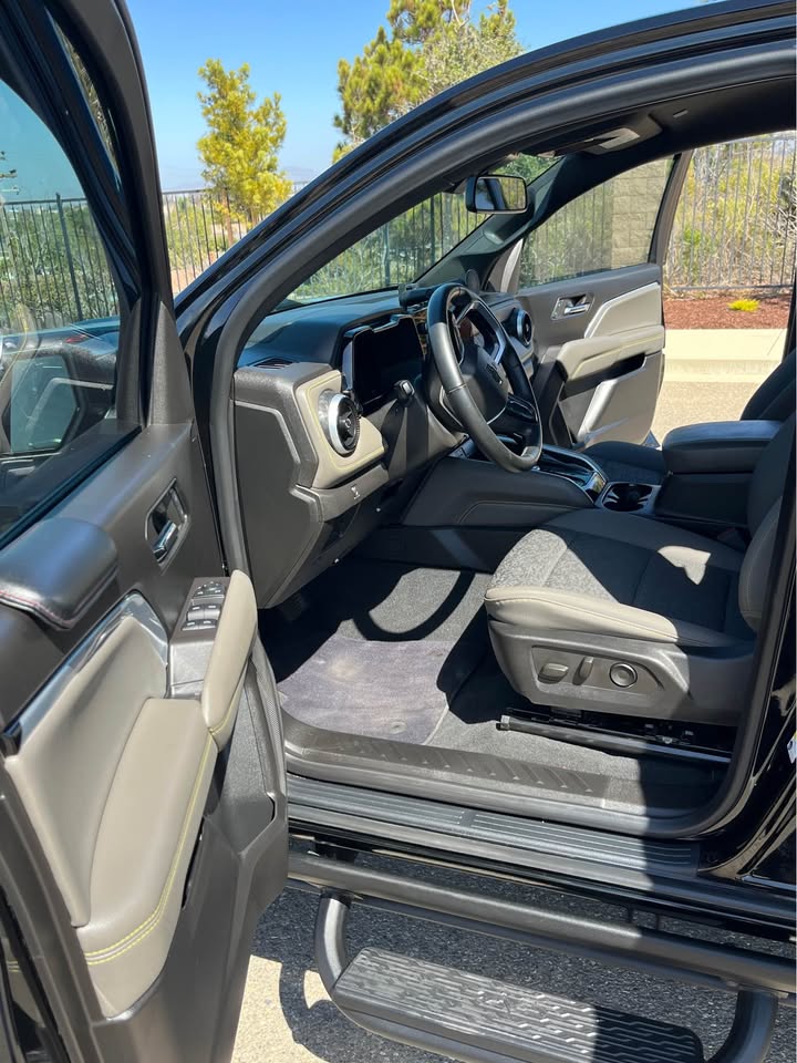 2024 Chevrolet Colorado Crew Cab · ZR2 Pickup 4D 5 ft in Santa Maria, CA (photo 8) — photo 8