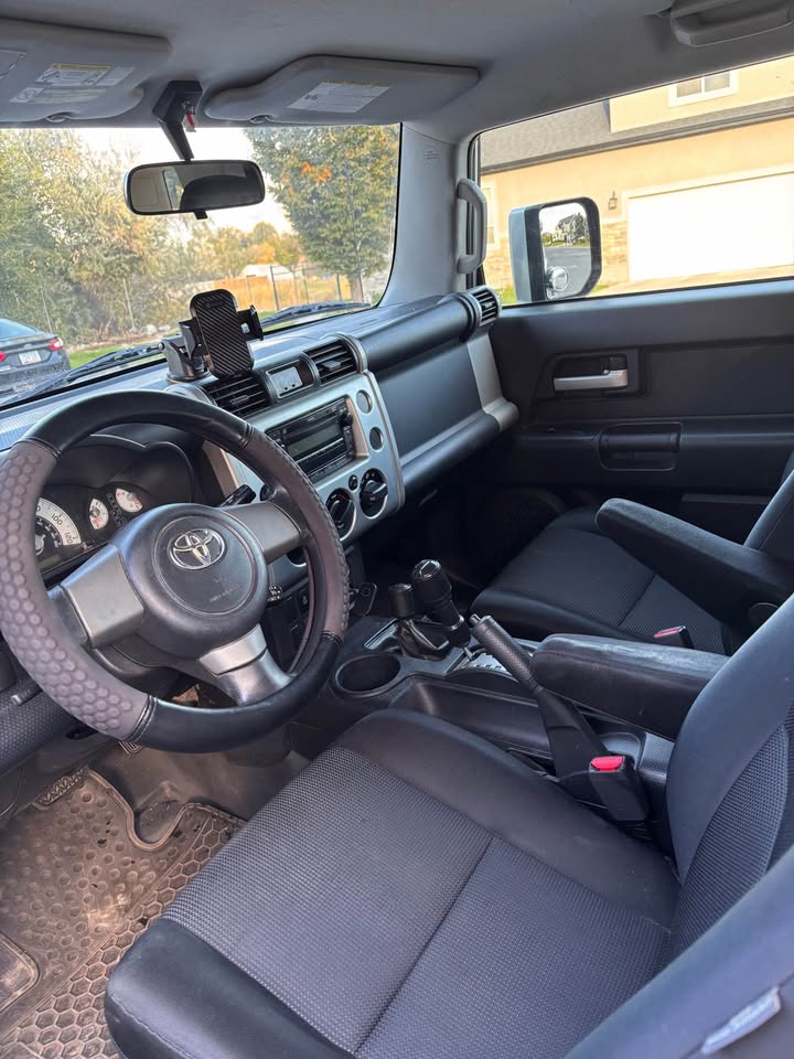 2008 Toyota FJ Cruiser in Provo, UT (photo 8) — photo 8