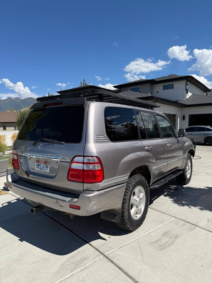 2004 Toyota Land Cruiser in Salem, UT (photo 8) — photo 8