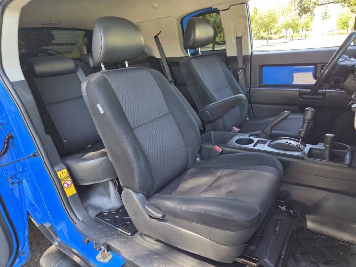 2007 Toyota fj cruiser 4x4 191k miles in Bullhead City, AZ (photo 8) — photo 8