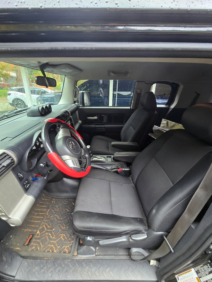 2007 Toyota fj cruiser (trade) in Bremerton, WA (photo 8) — photo 8