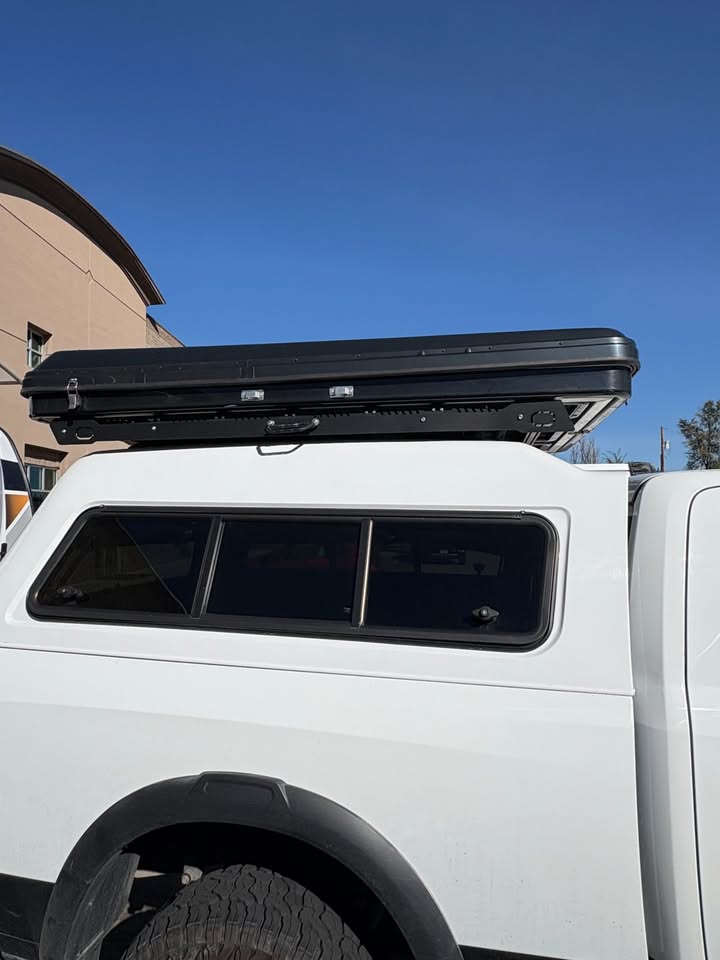 Roofnest Sparrow XL Hard Shell Rooftop Tent – Black – Overlanding / Camping in Arvada, CO (photo 8) — photo 8