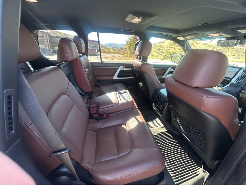 2018 Toyota Landcruiser · Sport Utility 4D in Park City, UT (photo 8) — photo 8