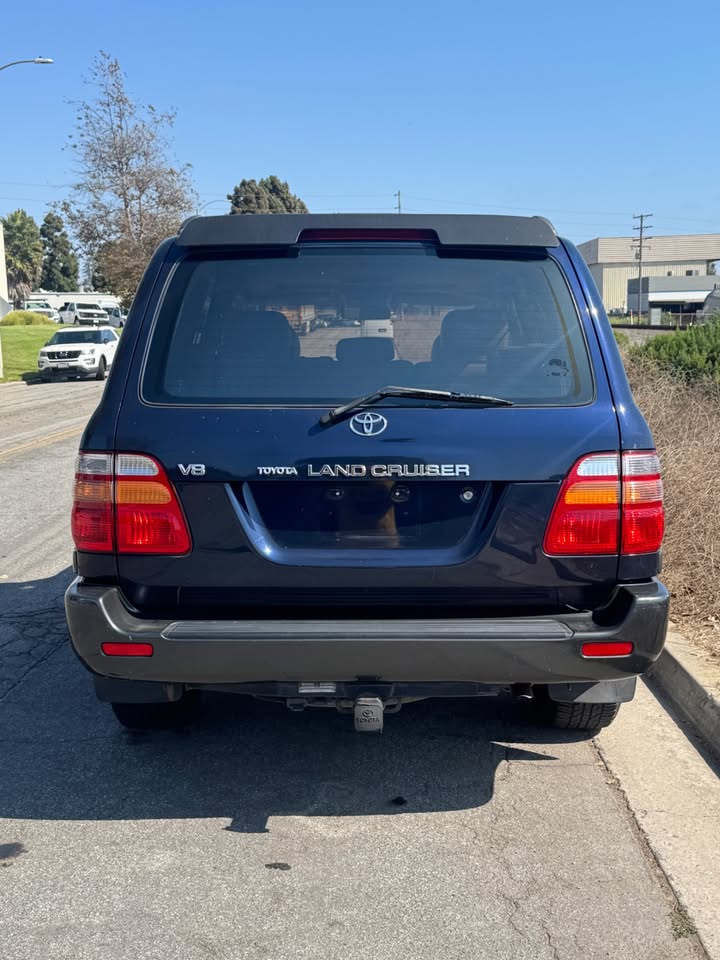 2000 Toyota Land Cruiser J100 in Ventura, CA (photo 8) — photo 8
