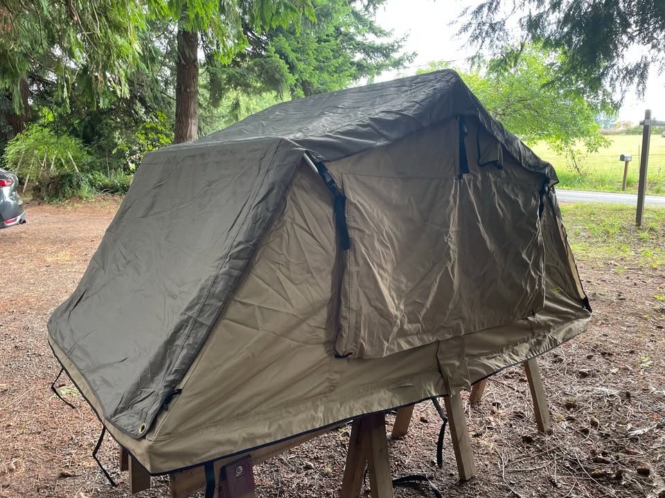 Smittybilt Rooftop Tent in Gresham, OR (photo 8) — photo 8