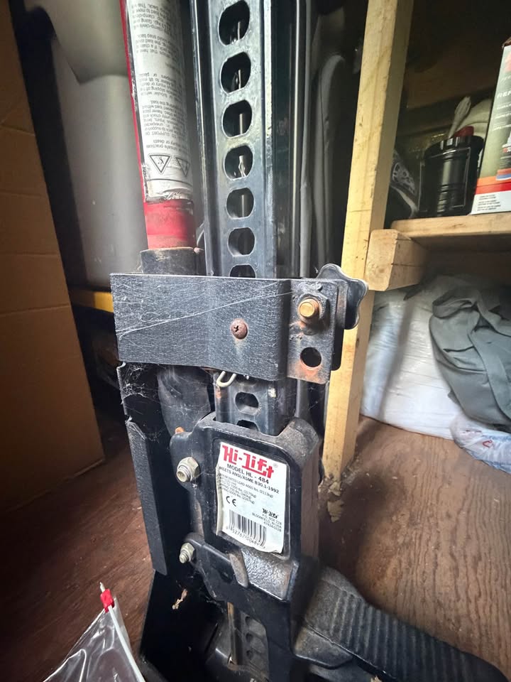Hi-Lift HL-484PC Cast Iron & Steel Hi-Lift Jack in Colorado Springs, CO (photo 8) — photo 8