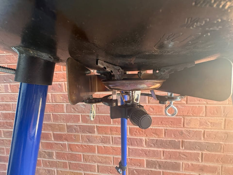 TemboTusk 18" Skottle Grill Kit with Adjustable Legs, Lid, Wind Shield and More in Denver, CO (photo 8) — photo 8