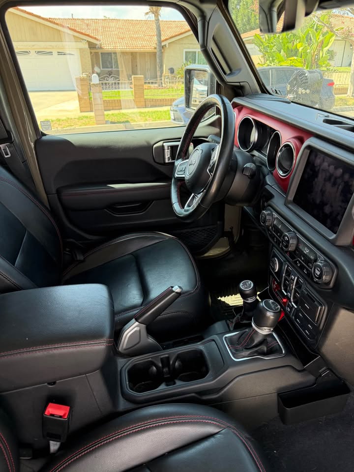 2020 Jeep Gladiator · Rubicon Pickup 4D 5 ft in Rancho Cucamonga, CA (photo 8) — photo 8