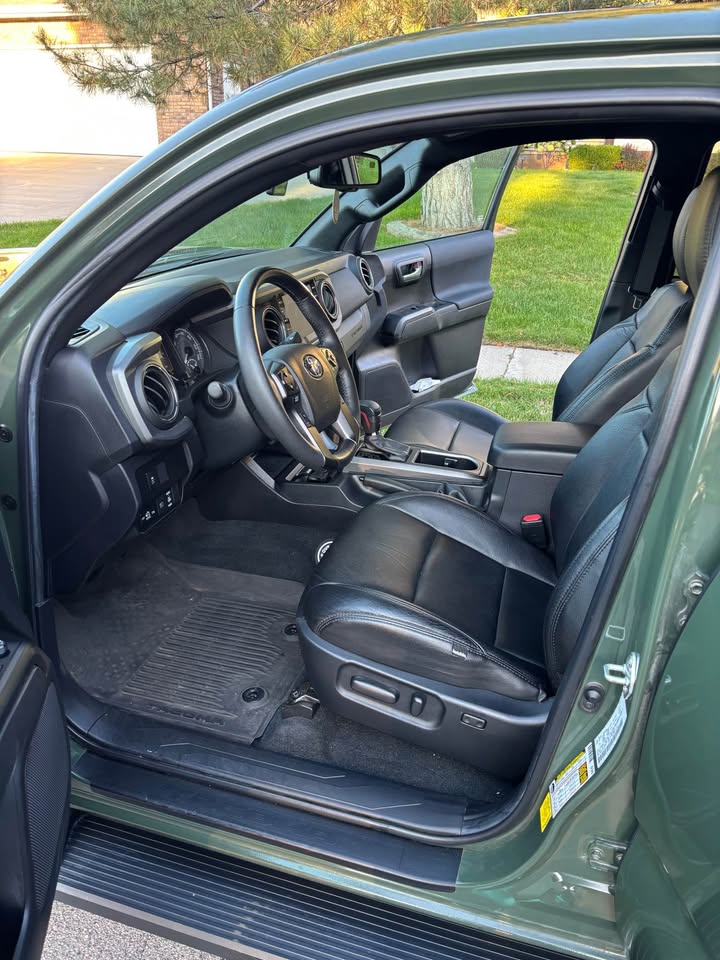 2022 Toyota Tacoma Double Cab · TRD Off Road in Sandy, UT (photo 8) — photo 8