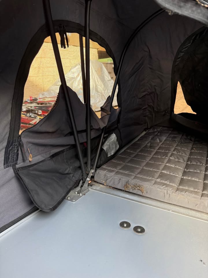iKamper Skycamp Rooftop Tent in Truckee, CA (photo 8) — photo 8
