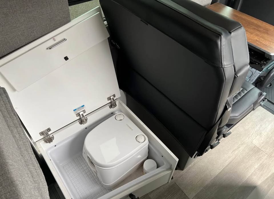 2021 Mercedes-Benz Sprinter 2500 Cargo · High Roof w/144" WB Van 3D in Salinas, CA (photo 6) — photo 6