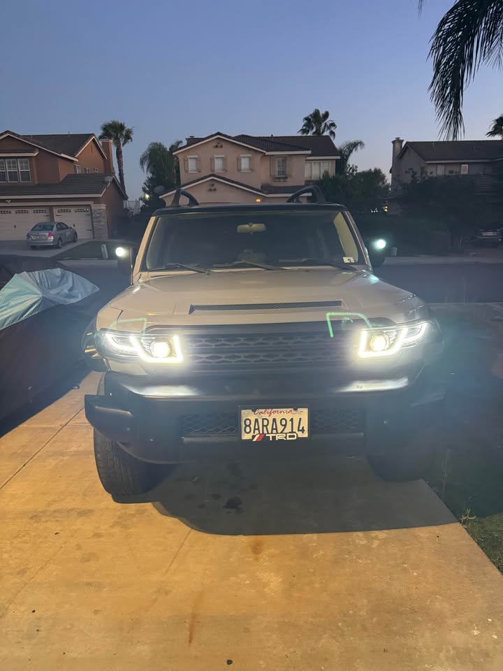 2007 Toyota FJ Cruiser · Sport Utility 2D in Riverside, CA (photo 7)