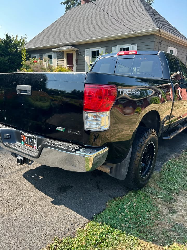 2010 Toyota tundra trd in Portland, OR (photo 10) — photo 10