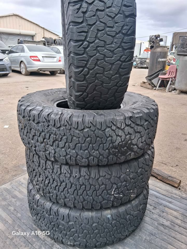 37X12.50R17 BFGOODRICH in Phoenix, AZ (photo 4) — photo 4