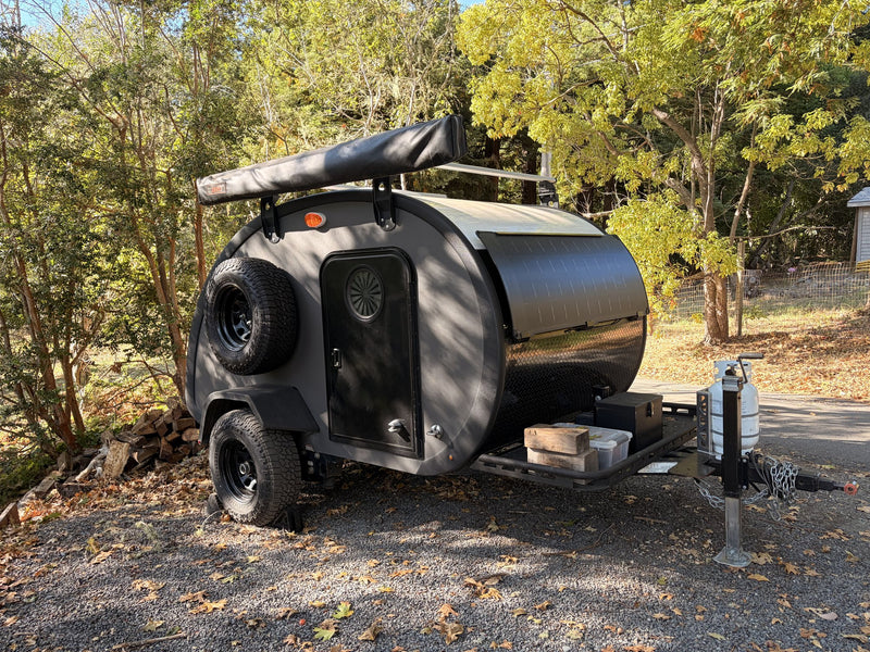 Bean Meaner Bean teardrop camper, passenger-side three-quarter exterior — photo 2