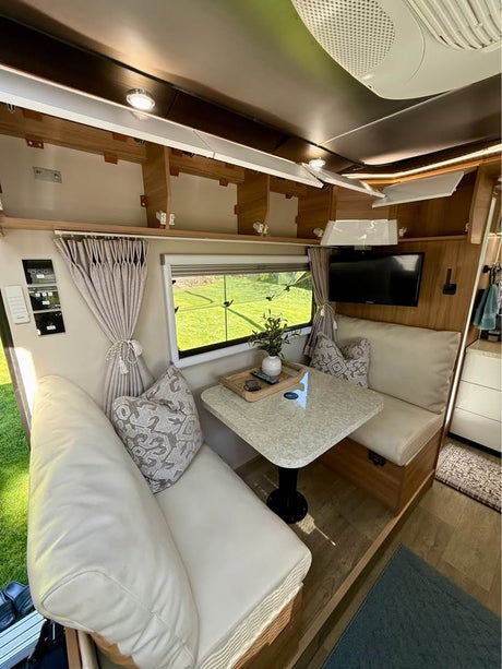 2024 Black Series HQ19 Off-Grid Trailer/Caravan in Medford, OR (photo 6)