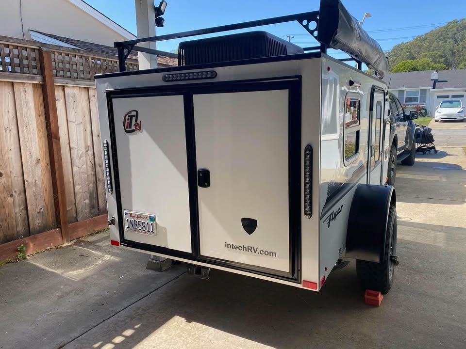 Lightly used 2018 inTech Pursue Flyer travel trailer in San Bruno, CA (photo 2)