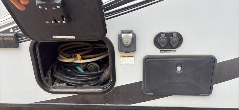 2019 Palomino Backpack Edition HS-750 Truck Camper in Mesa, AZ (photo 9) — photo 9