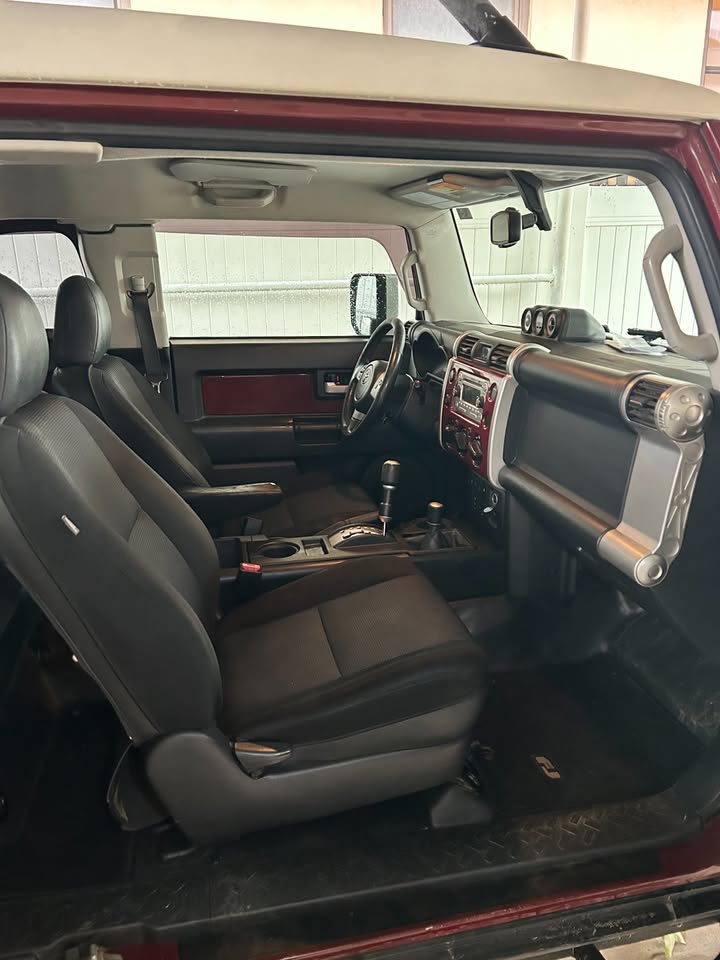 2011 Toyota FJ Cruiser in Salt Lake City, UT (photo 9) — photo 9