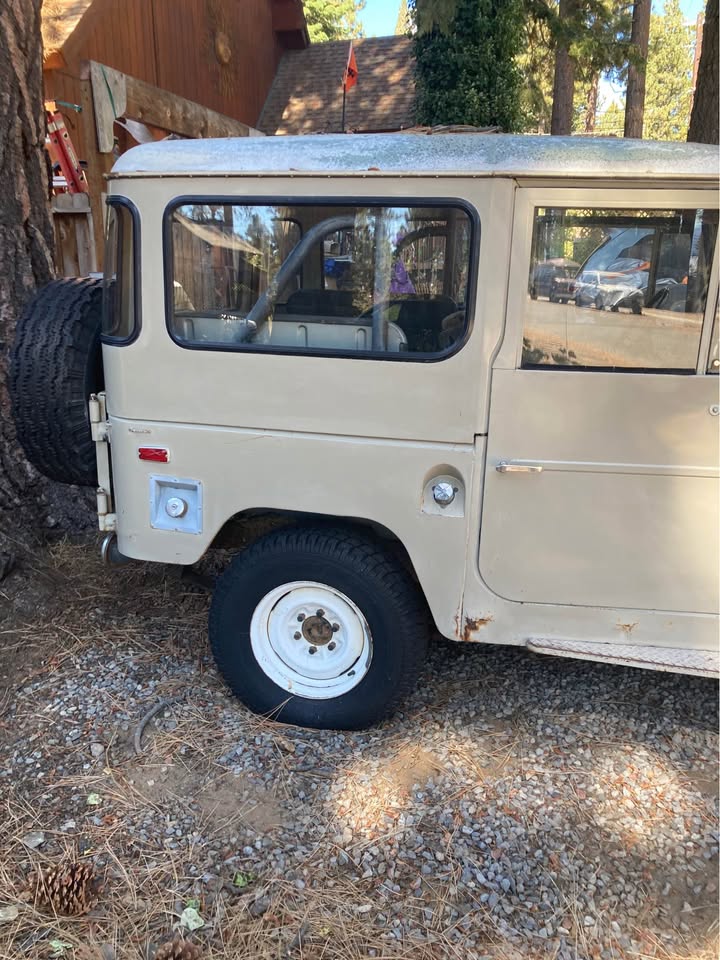 1972 Land Cruiser in Tahoe Vista, CA (photo 9) — photo 9