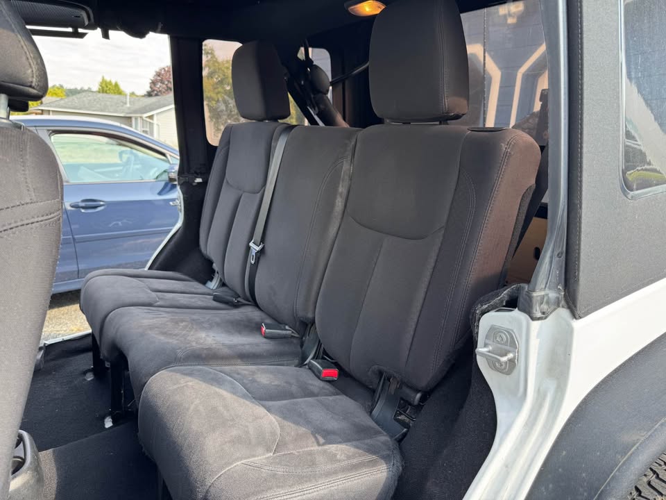 2017 Jeep Wrangler Unlimited · Sport S Sport Utility 4D in Marysville, WA (photo 9) — photo 9