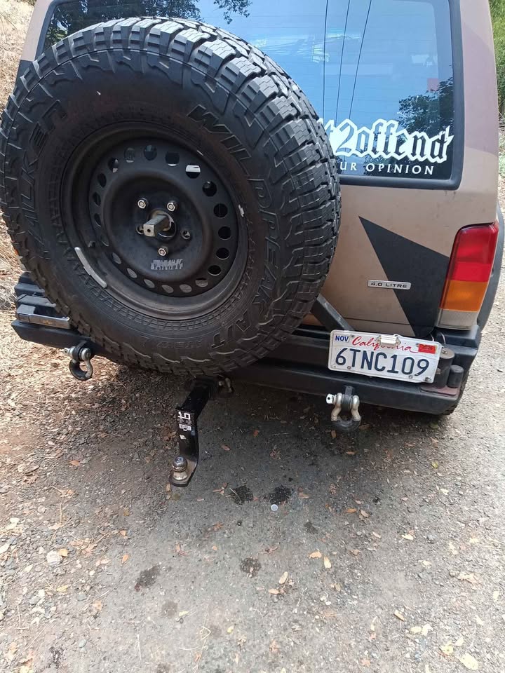 2000 Jeep Cherokee · Overland Sport Utility 4D in Auburn, CA (photo 9) — photo 9