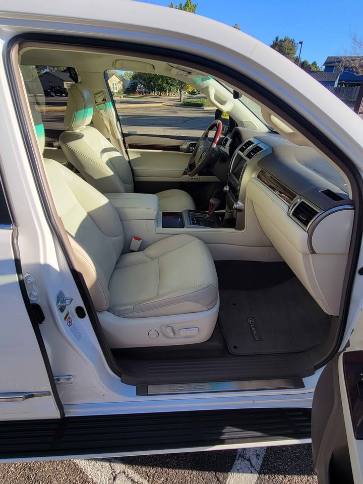 2012 Lexus GX460 in Littleton, CO (photo 9) — photo 9