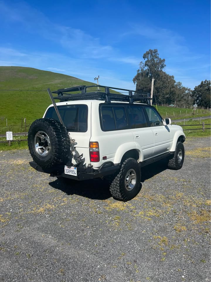 1996 Toyota FZJ 80 Landcruiser triple locked in Petaluma, CA (photo 9) — photo 9