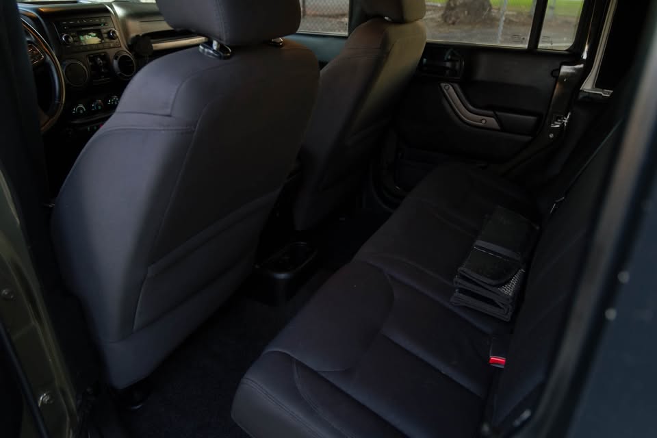 2015 Jeep Wrangler Unlimited Sport 4 Door in Long Beach, CA (photo 9) — photo 9
