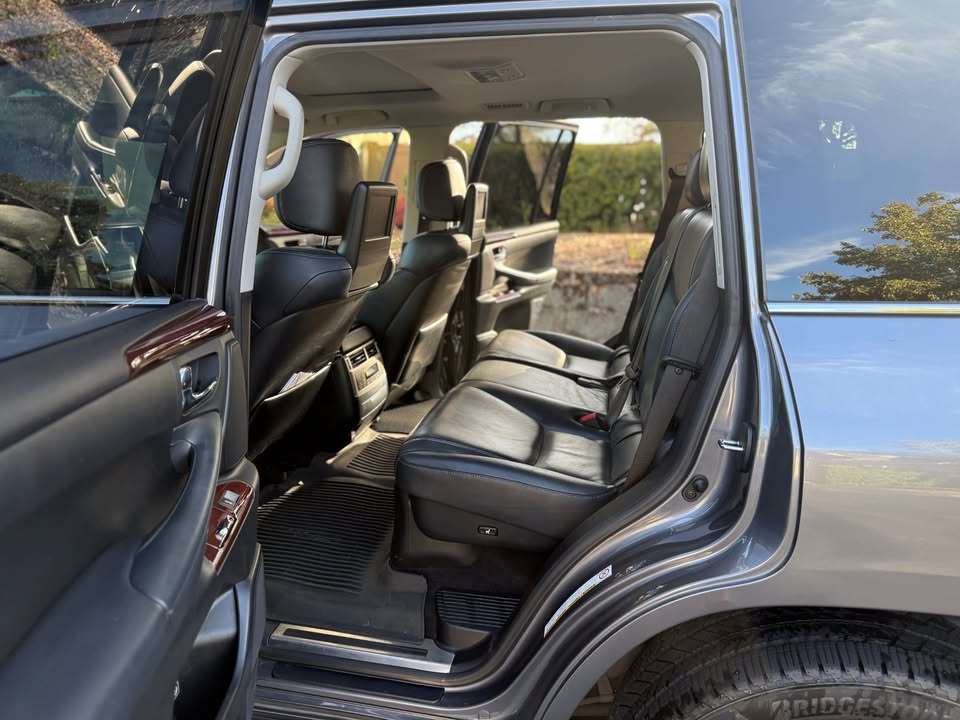 2015 Lexus LX · LX 570 Sport Utility 4D in El Dorado Hills, CA (photo 9) — photo 9
