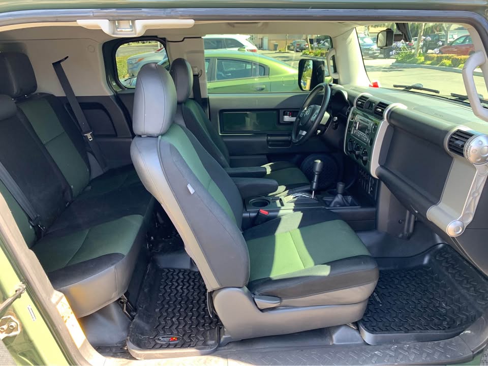 2011 Toyota FJ Cruiser in Lakewood, CA (photo 9) — photo 9