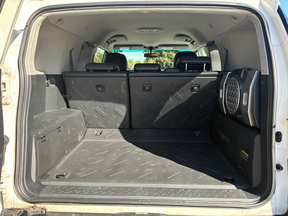 2008 Toyota FJ Cruiser · Sport Utility 2D in Sacramento, CA (photo 9) — photo 9