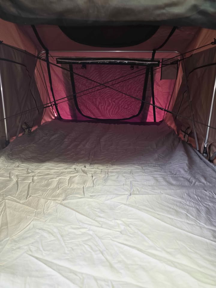 Smittybilt Overlander Roof Top Tent in Aurora, CO (photo 9) — photo 9