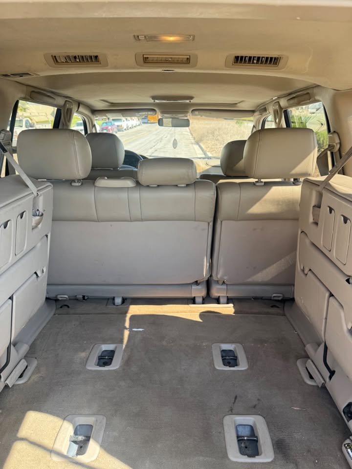 2000 Toyota Land Cruiser J100 in Ventura, CA (photo 9) — photo 9