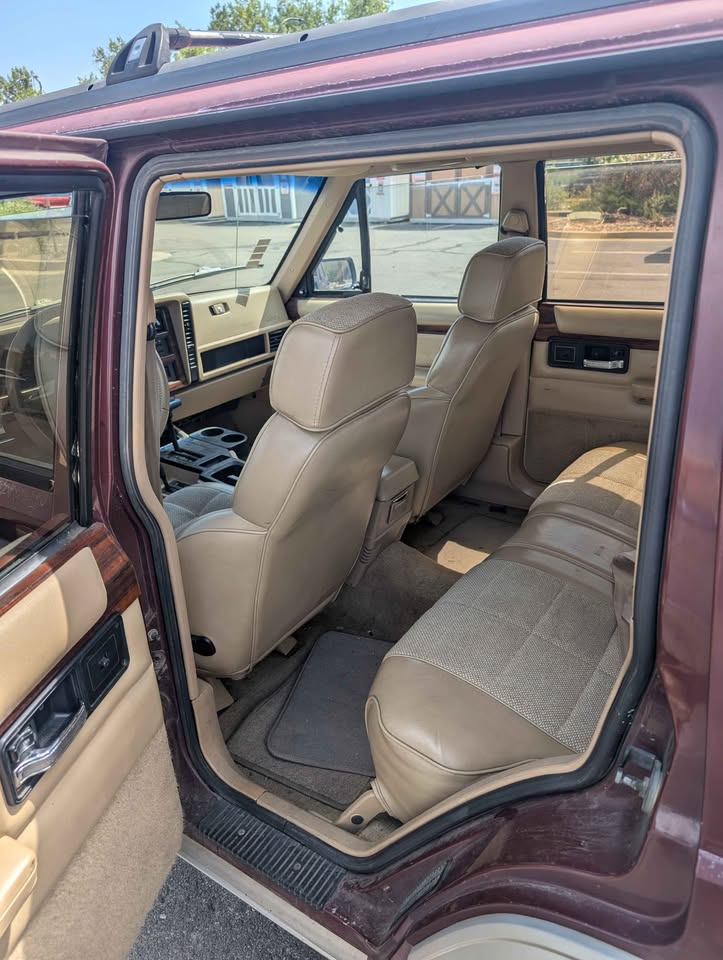 1993 Jeep Cherokee · Country Sport Utility 4D in Boulder, CO (photo 9) — photo 9