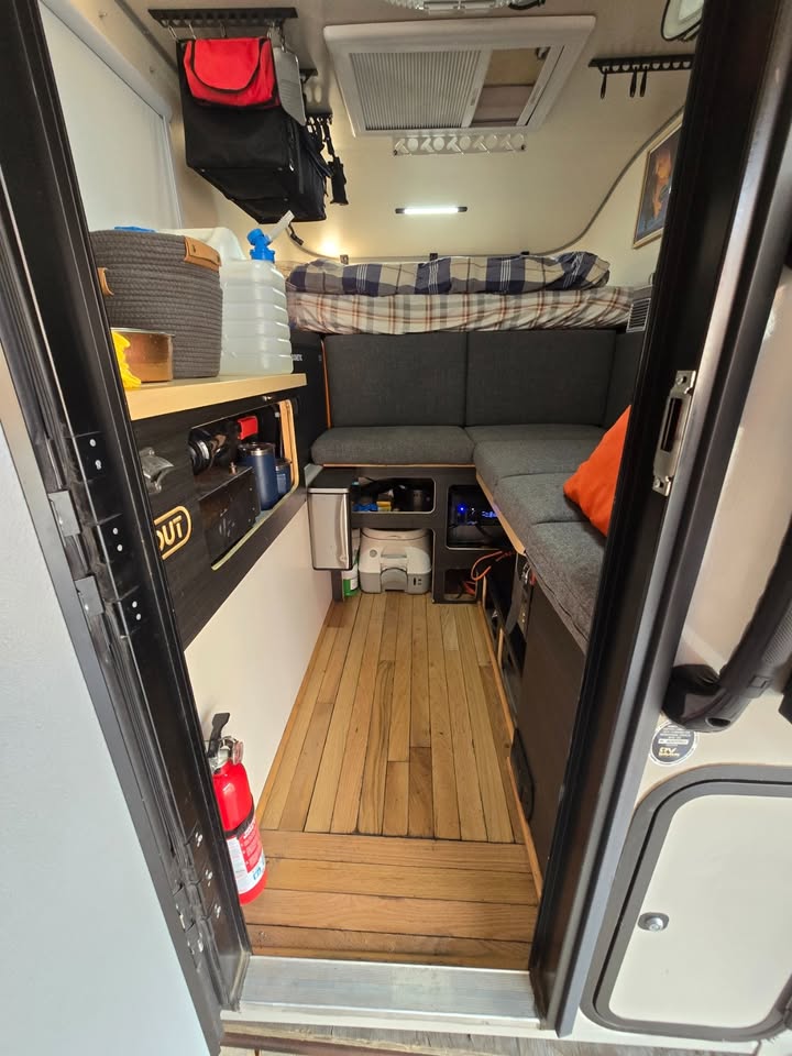 2021 Scout Yoho Truck Camper – Fully Equipped / AC / Solar / Off-Grid in Richmond, CA (photo 9) — photo 9