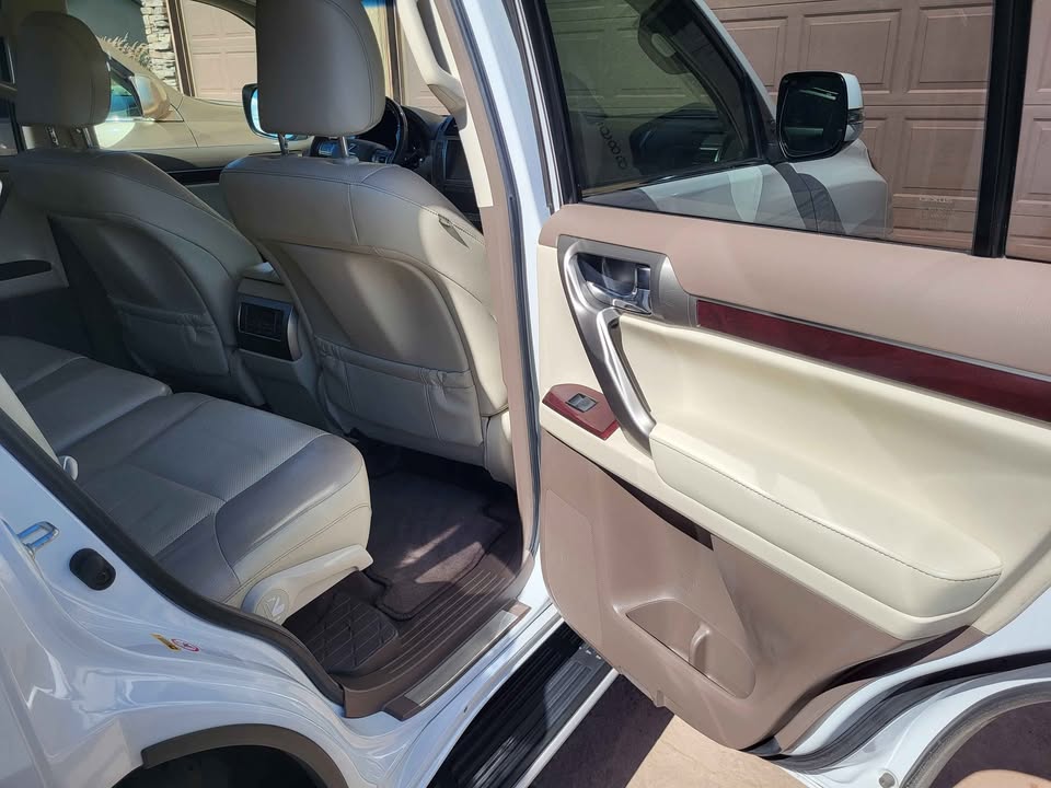 2017 Lexus GX · GX 460 Luxury Sport Utility 4D in Fruita, CO (photo 9) — photo 9