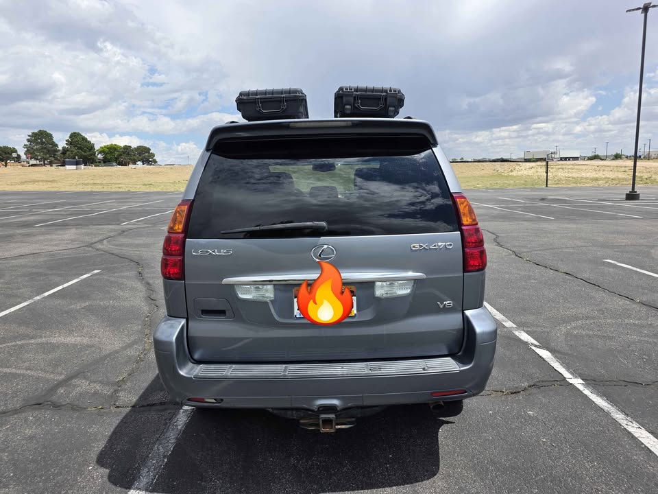 2004 Lexus GX · GX 460 Luxury Sport Utility 4D in Colorado Springs, CO (photo 4) — photo 4
