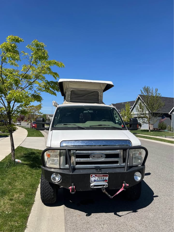 2003 Ford E350 Super Duty Passenger in Coeur D'Alene, ID (photo 6) — photo 6