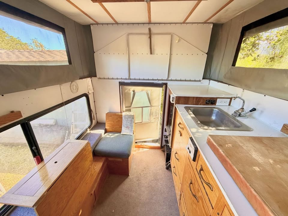 Pop-up Camper in Los Altos, CA (photo 6) — photo 6