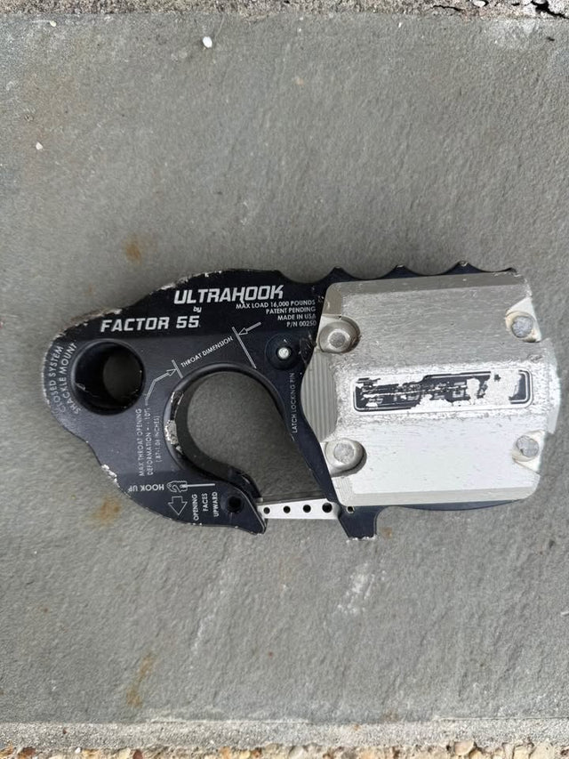Factor 55 UltraHook with rope guard — photo 2