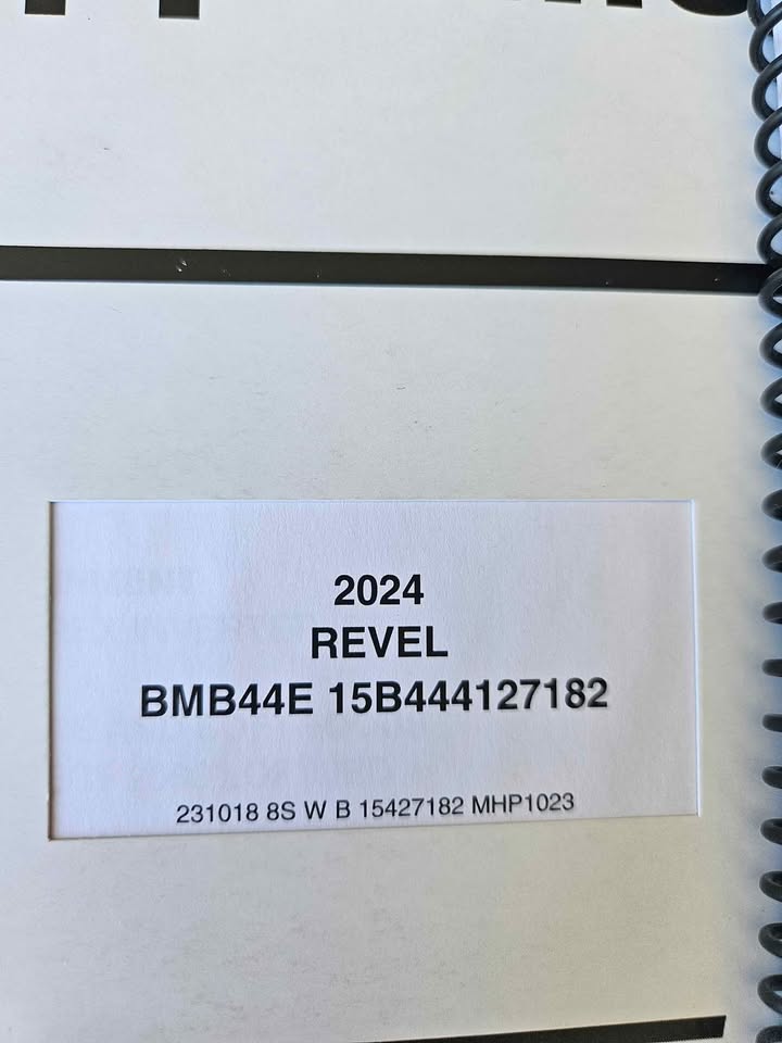 Revel 44e Winnebago BMB44E 2024 only 6500 miles 4x4 sprinter camper van adventure diesel in Phoenix, AZ (photo 9)