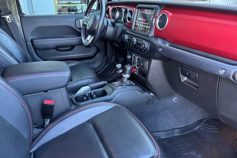 2022 Jeep Gladiator Rubicon in Portland, OR (photo 11) — photo 11