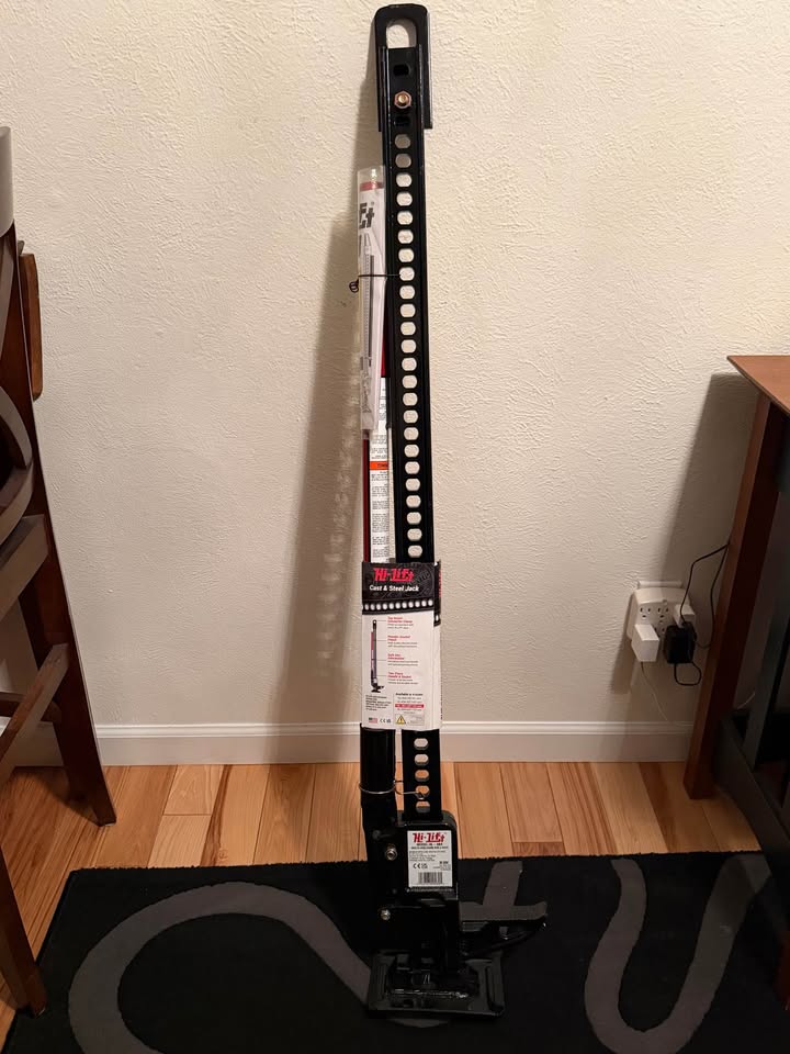 Hi-Lift Jack HL-484 48 inch in Lakewood, CO (photo 2) — photo 2